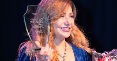 تكريم ليلى علوى بختام مهرجان روتردام للفيلم العربى فى هولندا.. صور