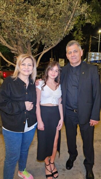 تالين فريحة تفوز بالمركز الأول عن فئة الأطفال في حفل Imagine Lebanon