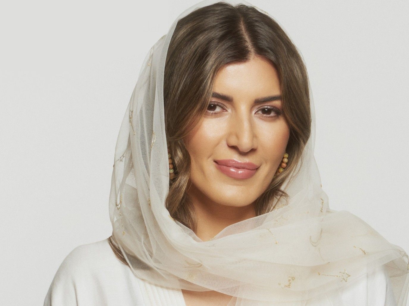 سارة الراشد المهندسة السعودية ومؤسسة علامة Asteri: مستحضراتي وُلدت من قلب الصحراء لتلهم نساء العالم