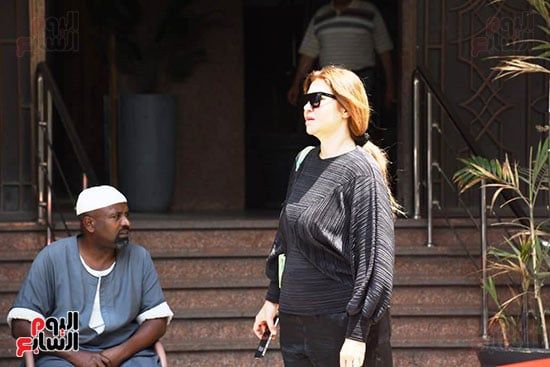 نقل جثمان الراحلة سميحة أيوب استعداد لأداء صلاة الجنازة بعد قليل.. صور