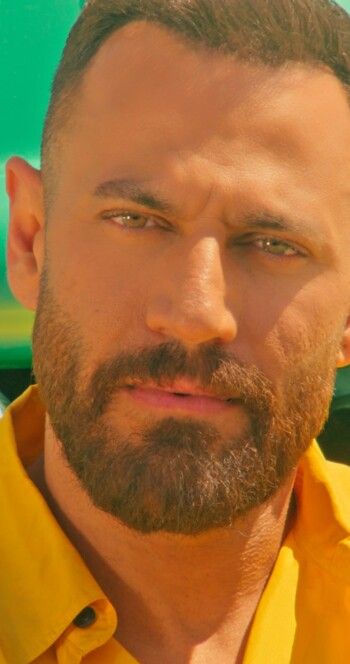 نيقولا معوض يواصل نجاحه التركي ويطلق ديو "Seni Seviyorum" مع جيهان باربور