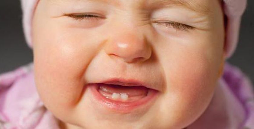5 نصائح تضمن لطفلك فم صحي وأسنان قوية.. «احميه من الأمراض»