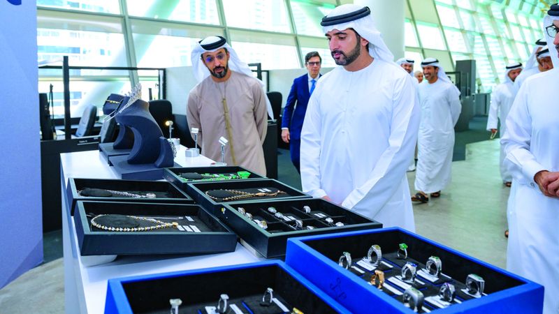الامارات | حمدان بن محمد: نمضي بخطى ثابتة نحو تعزيز التنويع الاقتصادي في دبي