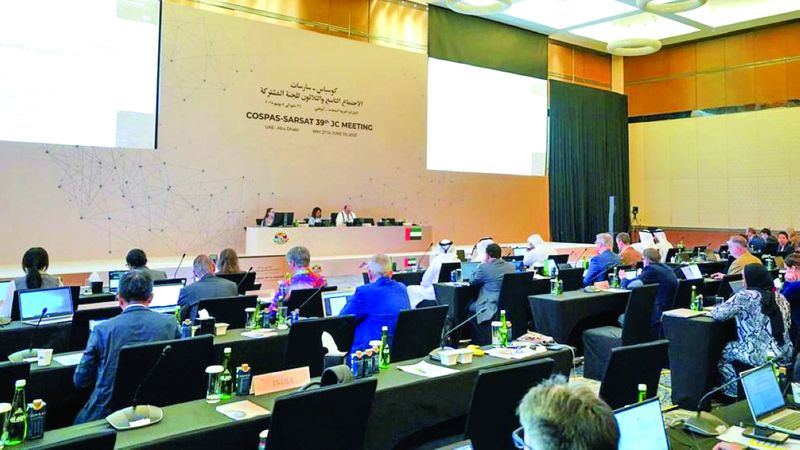 الامارات | الإمارات تعرض مبادرة مبتكرة في الذكاء الاصطناعي خلال اجتماع «كوسباس - سارسات»