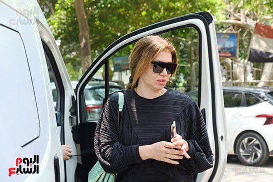 نقل جثمان الراحلة سميحة أيوب استعداد لأداء صلاة الجنازة بعد قليل.. صور