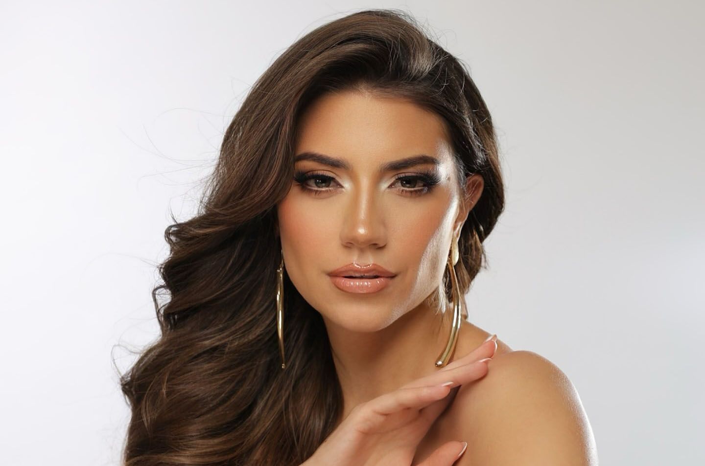 وفاة صادمة لمتسابقة ملكة جمال الكون عن عمر يناهز ٢٨ عامًا