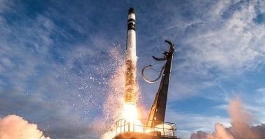تكنولوجيا: شركة روكيت لاب تطلق قمرًا صناعيًا خاصًا لمراقبة الأرض