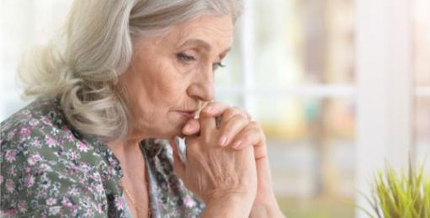 من الأربعين إلى الخمسين.. كيف تتغير حياة المرأة مع سن اليأس؟