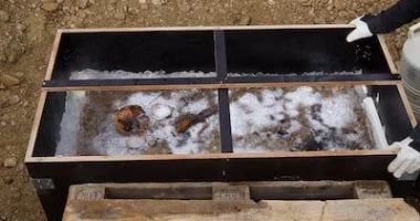 تكنولوجيا: اكتشاف "أمير الجليد".. دفن طفل نبيل منذ 1350 عامًا بسيف وحرير