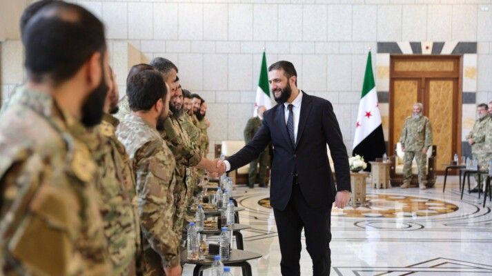 الرئاسة السورية: الشرع بحث مع قيادات وزارة الدفاع المستجدات ووجههم بتوجيهات لضمان تعزيز الأداء