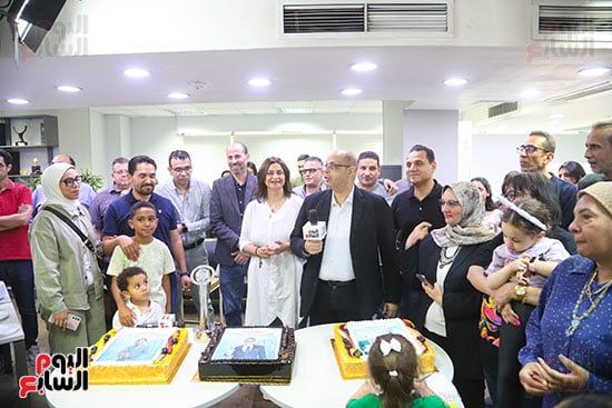 ”الخليج 365” يُكرِّم الصحفيين الحاصلين على الجوائز في احتفالية كبرى