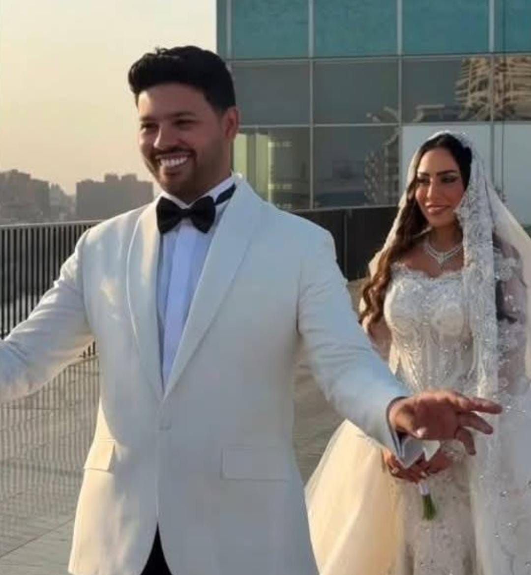 المطرب محمد شاهين يحتفل بزفافه على رشا الظنحاني.. صور