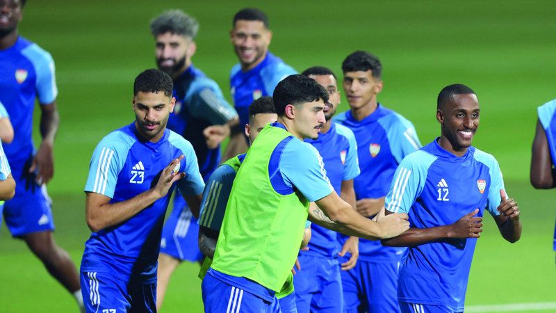 الامارات | «الأبيض» يختتم تحضيرات مباراة أوزبكستان اليوم
