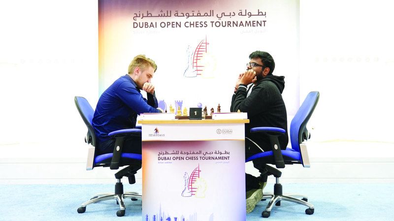 الامارات | غريبنيف ونيكوكار يتصدران «دبي المفتوحة للشطرنج»