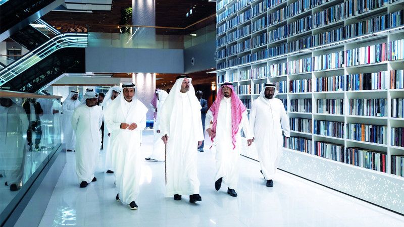 الامارات | مشعل بن محمد في ضيافة مكتبة محمد بن راشد