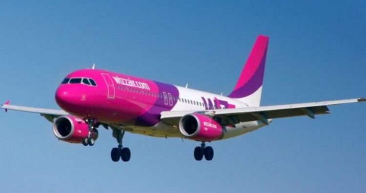 لحود خلال وصول أولى طائرات "ويز إير أبوظبي" إلى بيروت: رسالة بأن لبنان مقصد للأعمال التجارية والسياحة