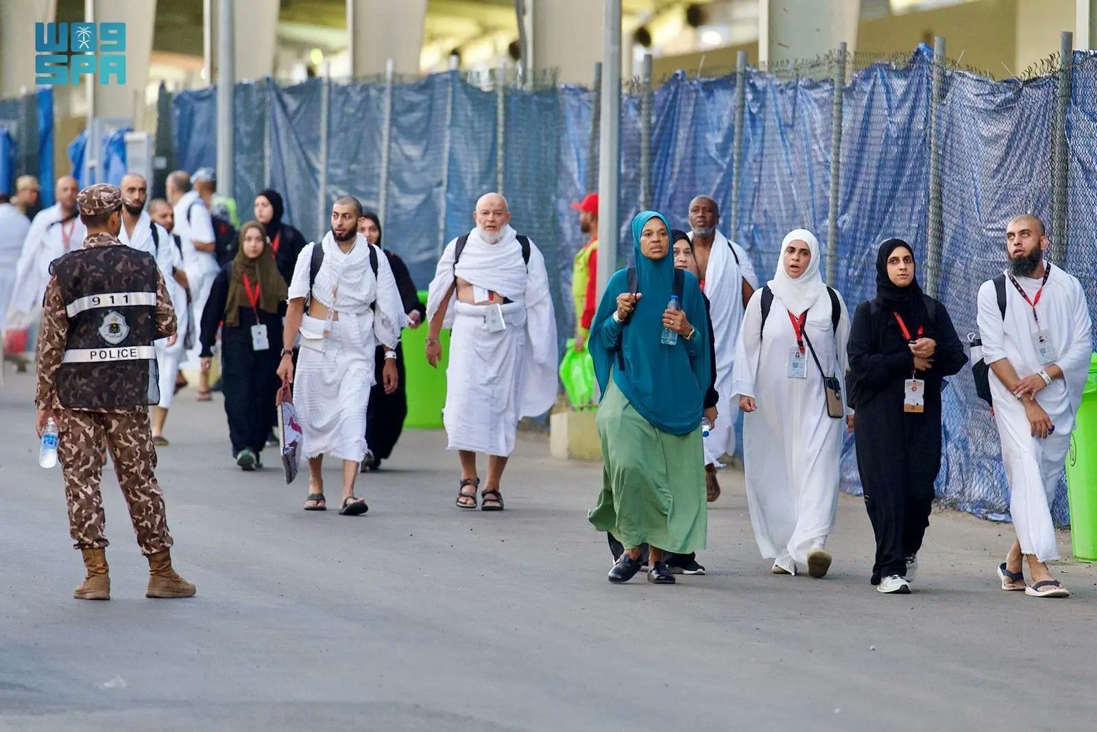 الامارات | حُجَاج بيت الله الحرام يتوافدون إلى مشعر منى لقضاء يوم التروية