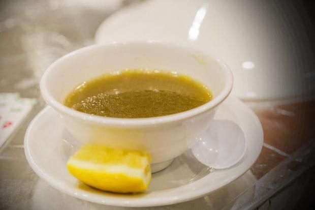 احترس من شرب مرقة اللحم بهذه الطريقة للحفاظ على صحتك