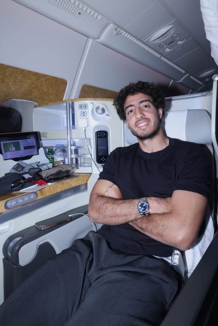 شاهد ماذا يفعل نجوم الأهلى بين السما والأرض قبل هبوط الطائرة فى ميامى ؟