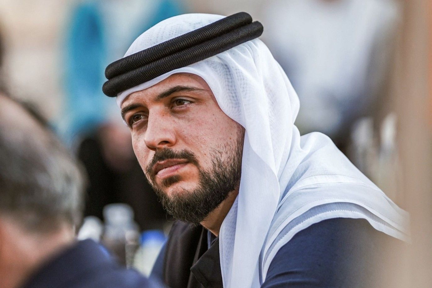 الأمير الحسين والأميرة إيمان في أتم استعدادهما لمباراة النشامى اليوم.. شاهدوا الفيديو