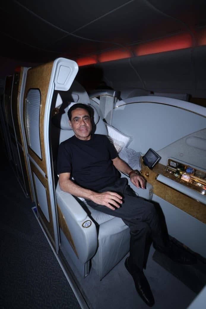 شاهد ماذا يفعل نجوم الأهلى بين السما والأرض قبل هبوط الطائرة فى ميامى ؟