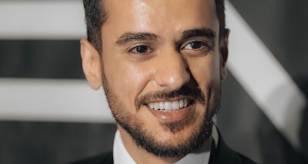 عايض بعد تكريمه في ألمانيا: رسالة مؤثرة لجمهوره