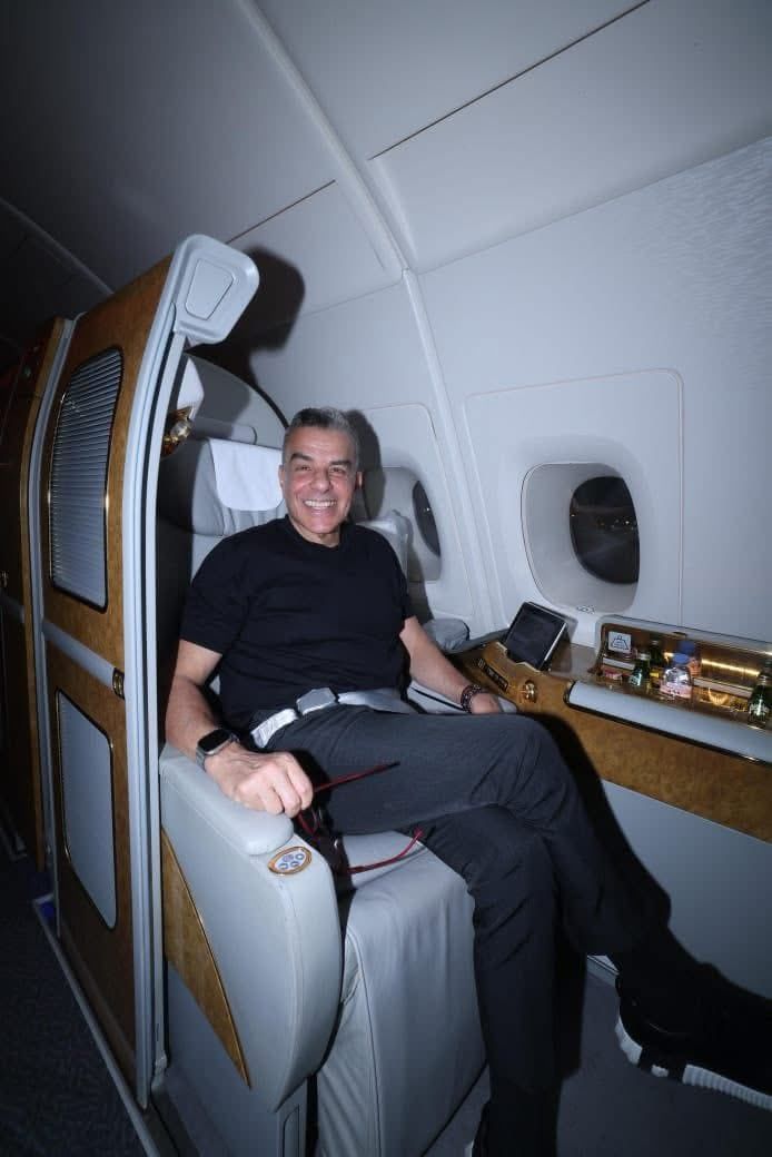 شاهد ماذا يفعل نجوم الأهلى بين السما والأرض قبل هبوط الطائرة فى ميامى ؟