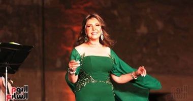 نادية مصطفى تطرح أغنية عن التحرش بتوقيع عبد الله حسن