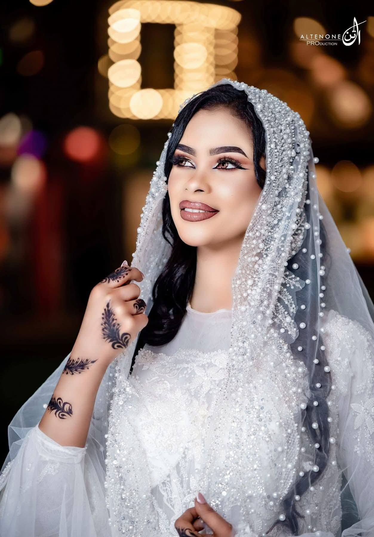 شاهد بالصور.. زواج الفنانة إيلاف عبد العزيز بالقاهرة يتصدر “الترند” على مواقع التواصل الاجتماعي بالسودان