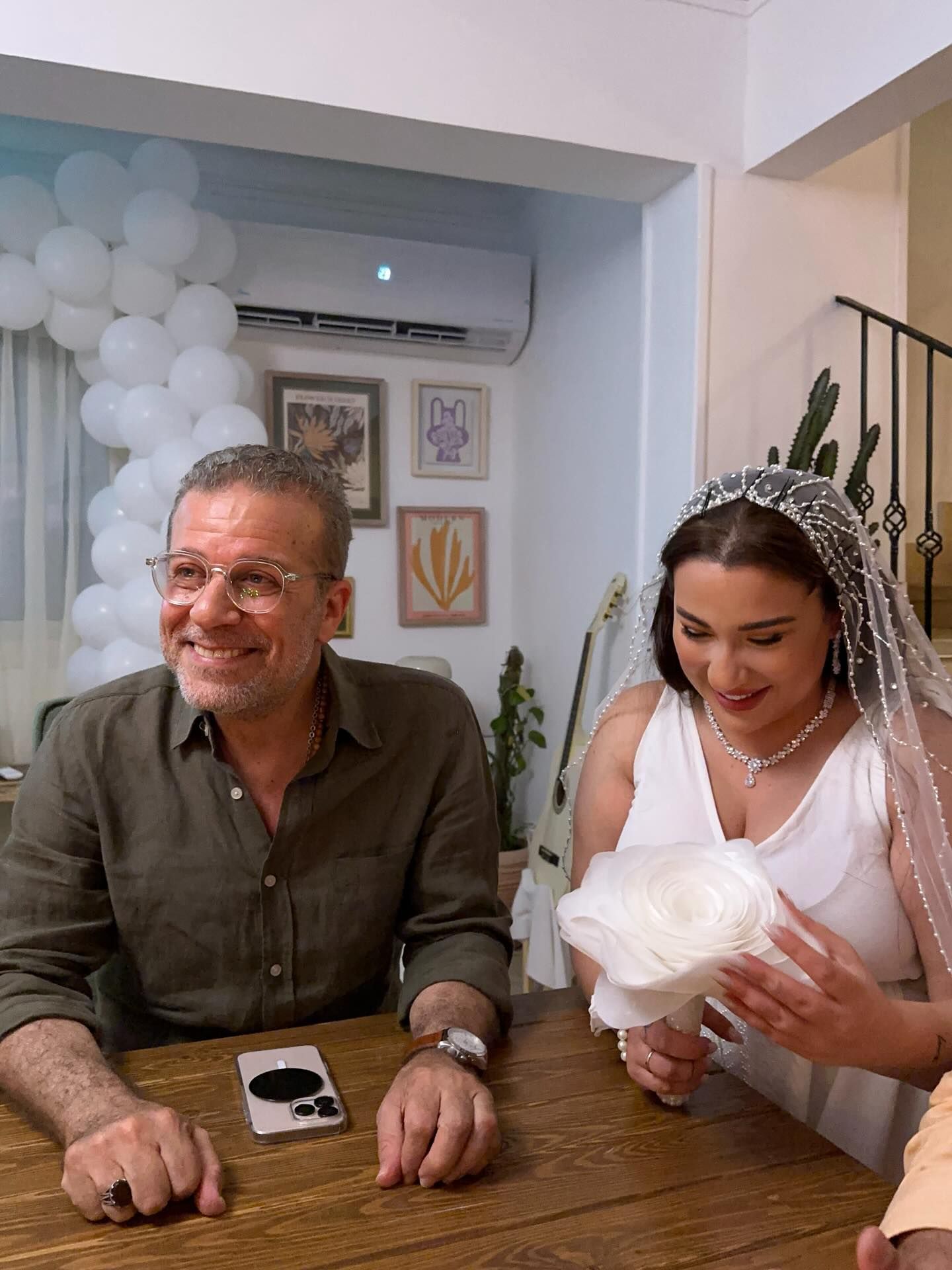 بالصور- شريف منير في رسالة مؤثّرة لابنته أسما في يوم زفافها… إقرأوا التّفاصيل