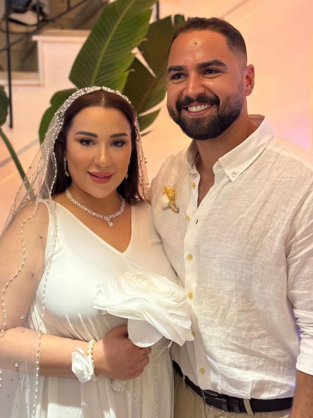 شريف منير يحتفي بزفاف ابنته أسما.. ويوجه رسالة مؤثرة لزوجها