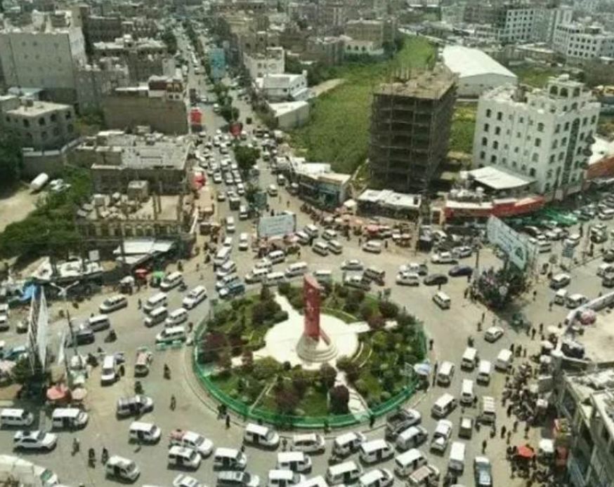 أموال حوثية مقابل معلومات.. تصاعد الغضب الشعبي في إب بعد هجوم مسلح على نقطة عسكرية