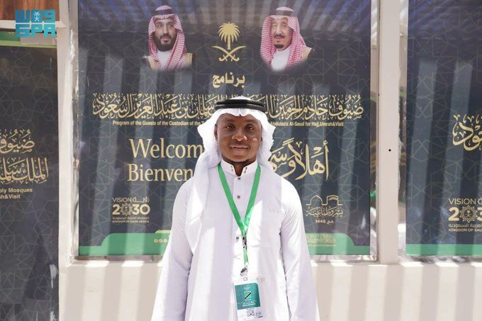 السعودية | بارتداء الزي السعودي.. ضيوف برنامج خادم الحرمين الشريفين يعبرون عن سعادتهم وامتنانهم بالاستضافة الملكية الكريمة