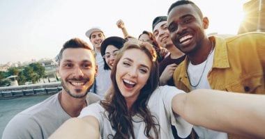 طالع الأبراج: الأبراج والترابط الأسري.. مين بيجمع العيلة ومين بيحب العزلة في العيد؟