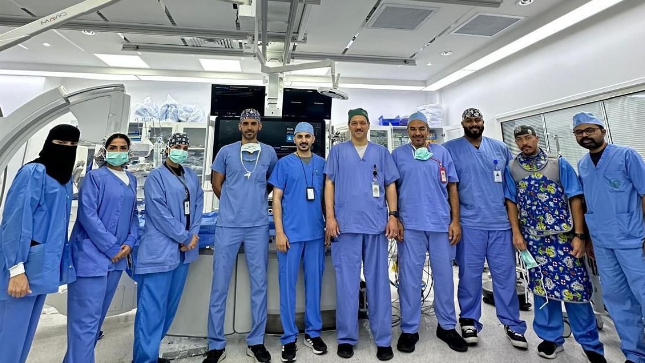 مدينة الملك عبد الله الطبية تنقذ حاجة كاميرونية بعد توقف مفاجئ بعضلة القلب