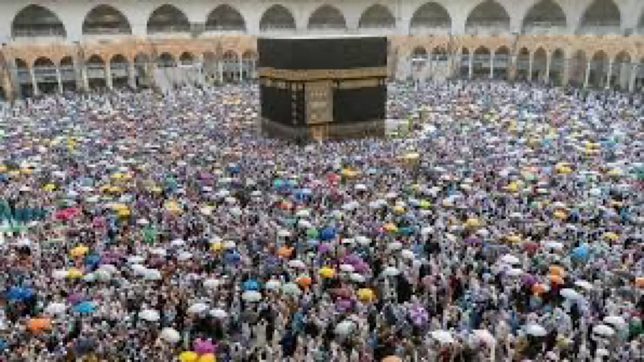 الحجاج يودعون بيت الله ويتمّون مناسكهم بقلوب خاشعة وألسنة تلهج بالشكر والدعاء