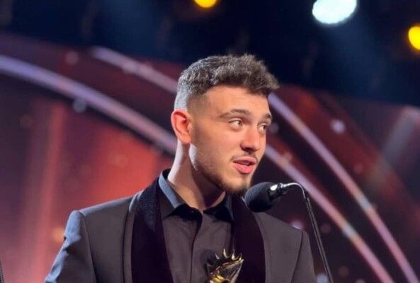 الشامي يتألّق في الكويت بحفل استثنائي في ثالث أيام العيد