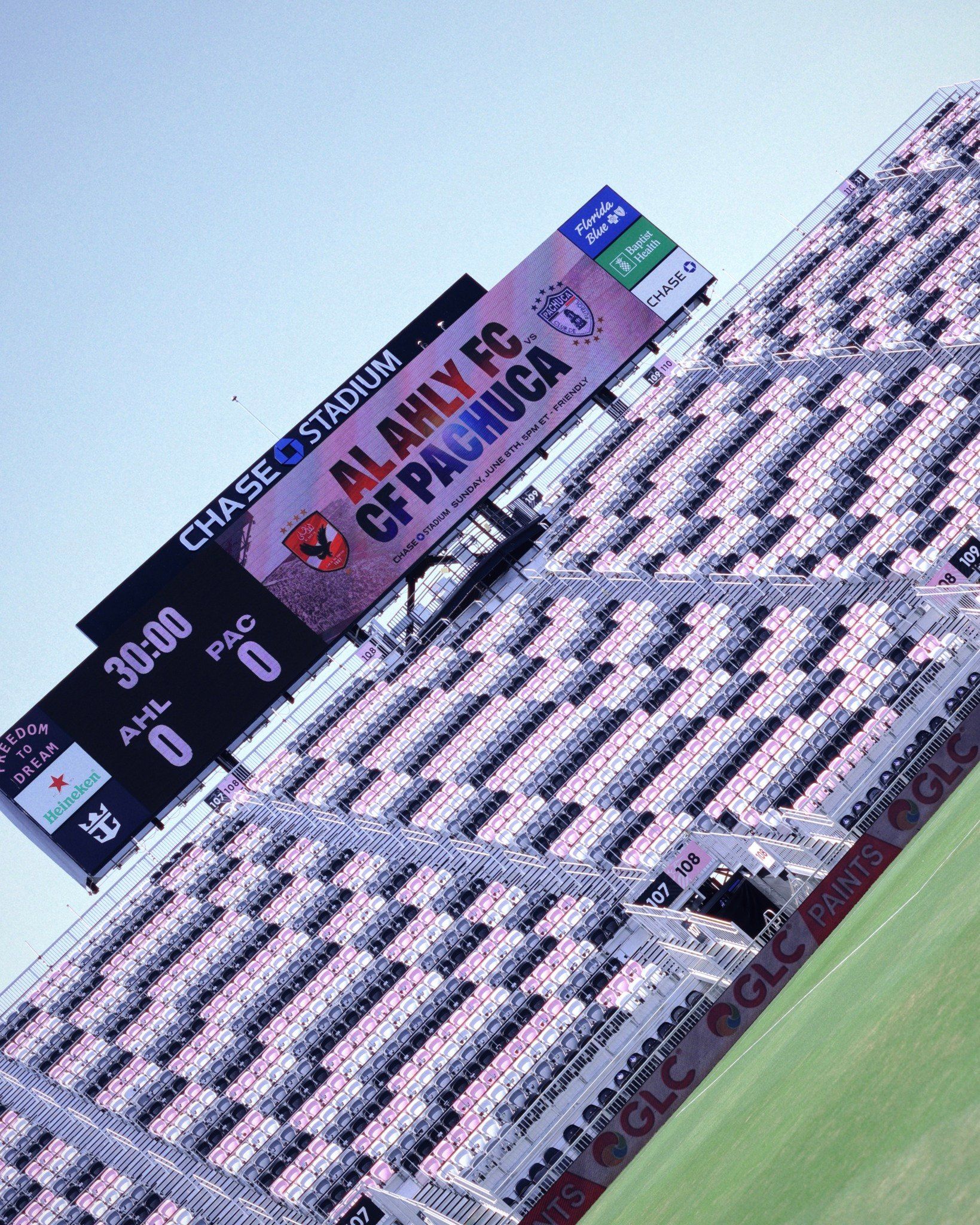 الأهلى ينشر صورا من ملعب chase قبل مباراة باتشوكا استعدادا لكأس العالم للأندية