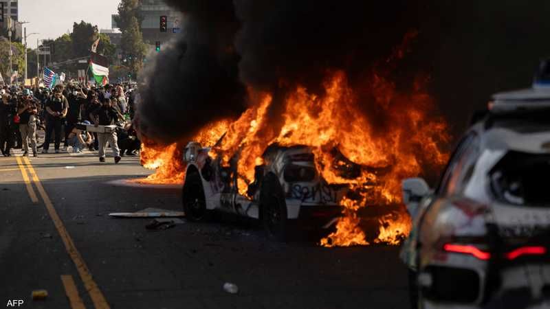 ترامب يهدد بإرسال المارينز...حرب شوارع في لوس أنجلوس