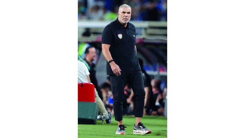 الامارات | رياضيون: كوزمين دفاعي ولا حلول فردية في المنتخب