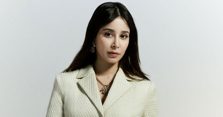 مرض مناعي غيّر حياتها.. هذا ما كشفته أسيل عمران