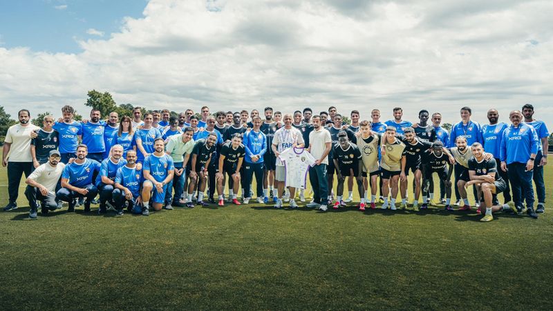 الامارات | العتيبة: العين يعكس روح الوطن وتطلعات الكرة الإماراتية عالمياً