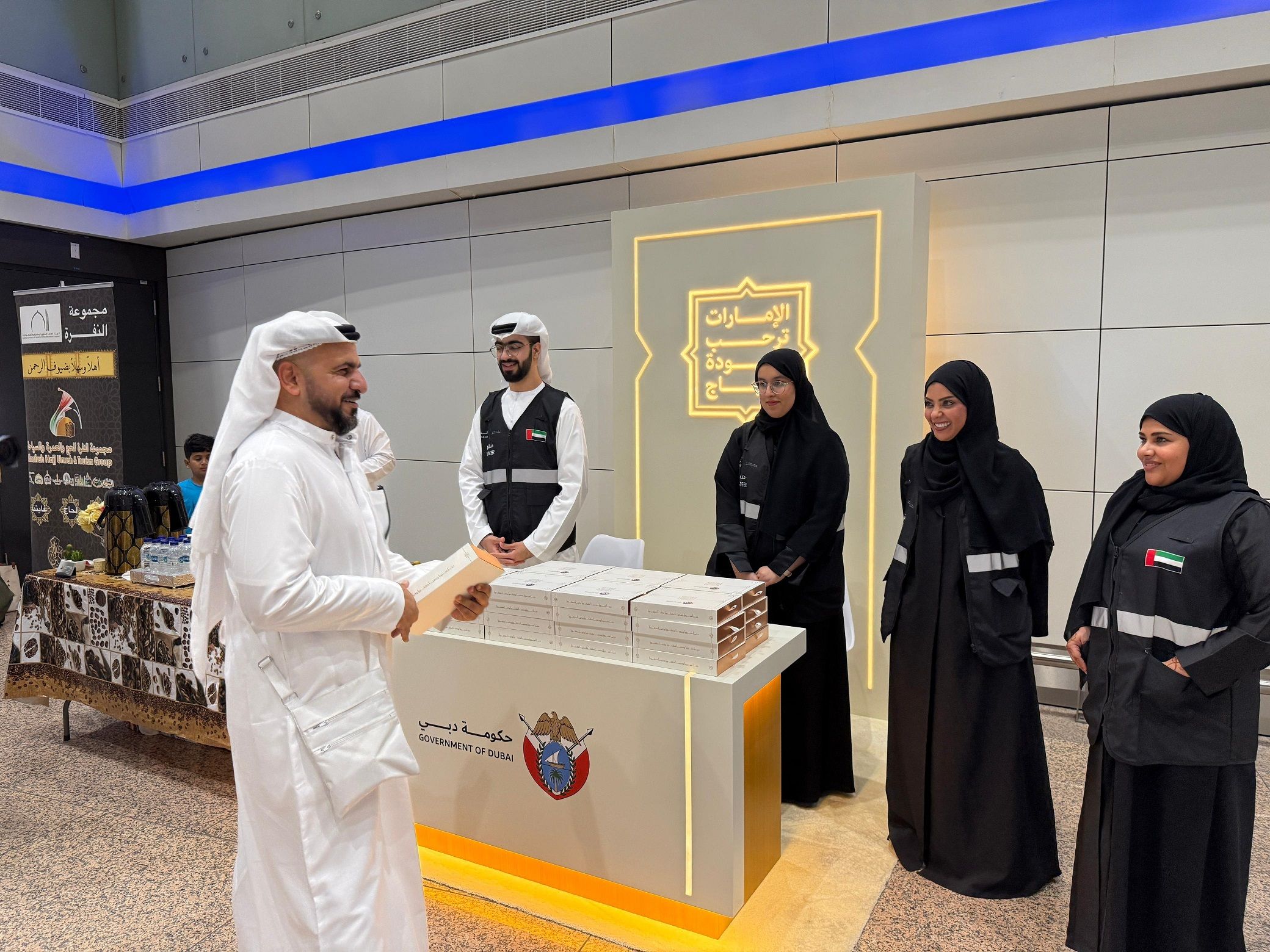 الامارات | حجاج دولة الإمارات يُنهون مناسك الحج ويبدؤون الوصول إلى أرض الدولة