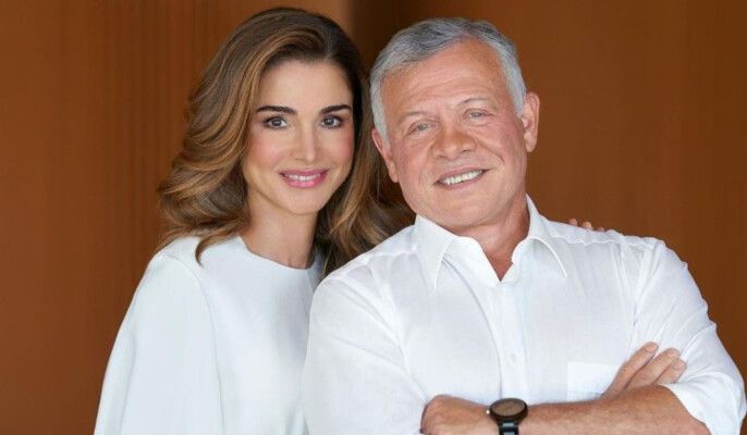 صورة رومانسية للملكة رانيا والملك عبد الله في ذكرى زواجهما تلفت الأنظار