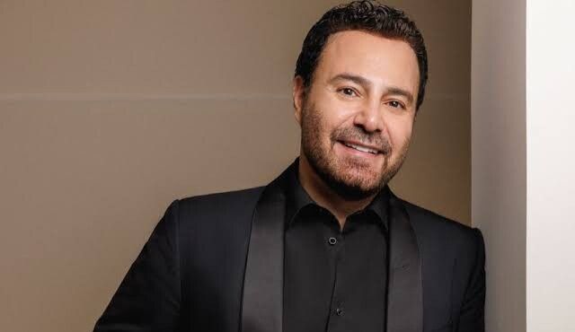 بعد الحفل الإستثنائي في بيروت .. عاصي الحلاني يشوق الجمهور لجديده