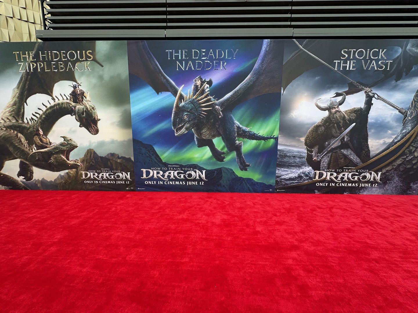 من الرياض جيرارد بتلر: يجب أن نؤمن بأنفسنا وبفرديتنا في عالمٍ يريدنا أن نكون متشابهين