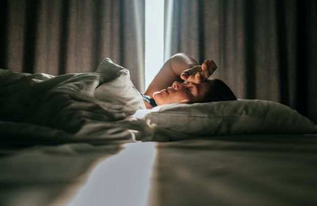 احذر الغفوة في وسط النهار.. مخاطر قد تصيبك بأمراض مزمنة