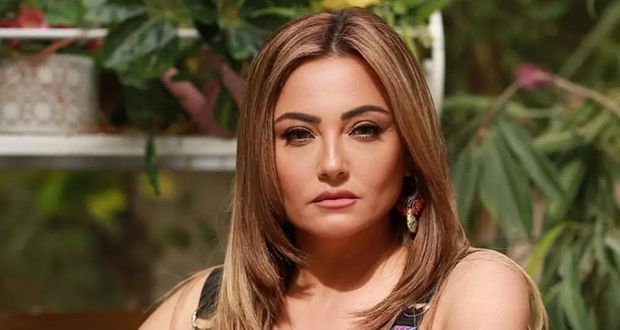 بشرى تحيي ذكرى وفاة والدها بكلمات مؤثرة: “ليلة يفتقد فيها البدر”