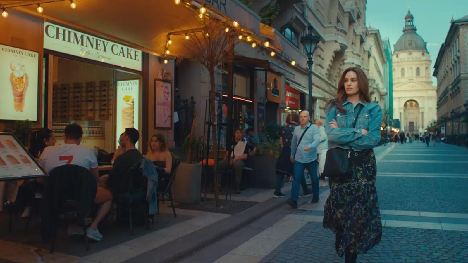 عبيدة تقدم لأول مرة كليبين عن قصة واحدة بتوقيع المخرجة بتول عرفة