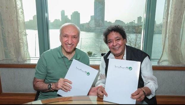 الكينج محمد منير يطرح أحدث أغانيه " ملامحنا "